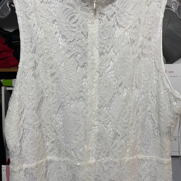 Dress - Picture 6 of 6